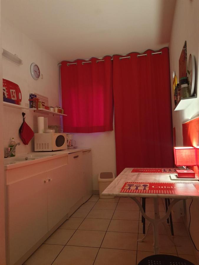Appartement Terrasse - Hypercentre Avignone Esterno foto