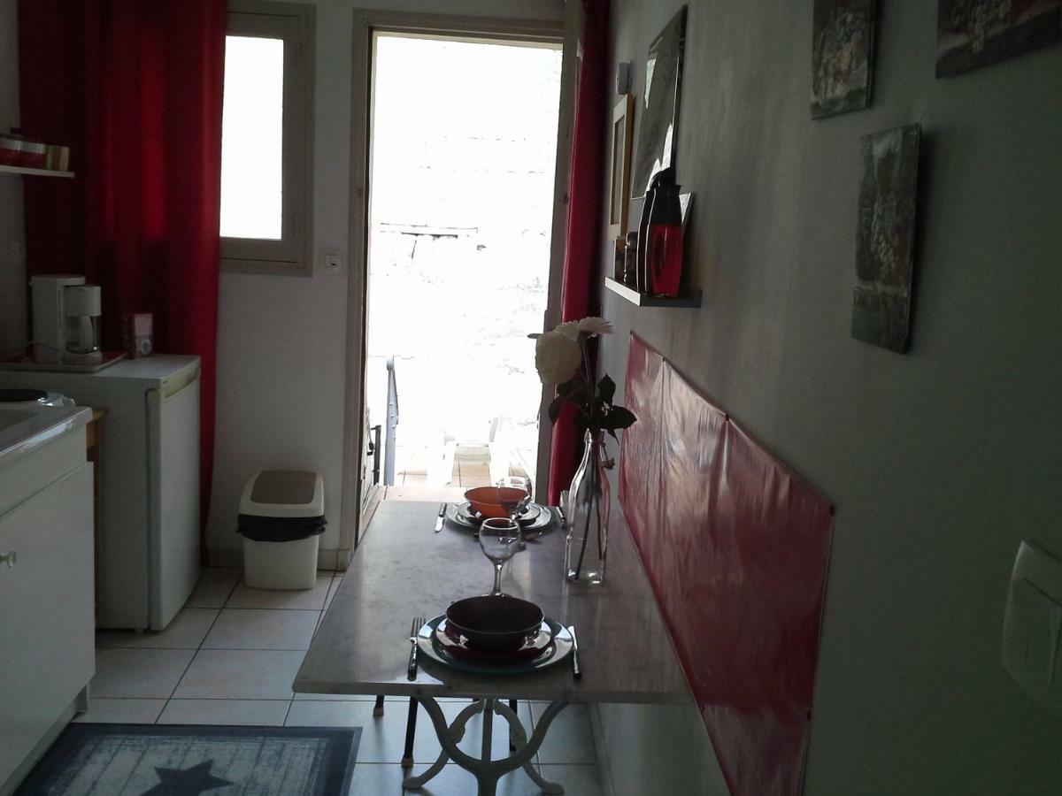 Appartement Terrasse - Hypercentre Avignone Esterno foto